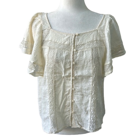 ❌SOLD❌ Old Navy | Clip Dot Crochet Lace Button Front Blouse - Picture 2 of 13